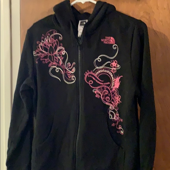 The North Face Sweaters - Gorgeous the north face women’s hoodie medium